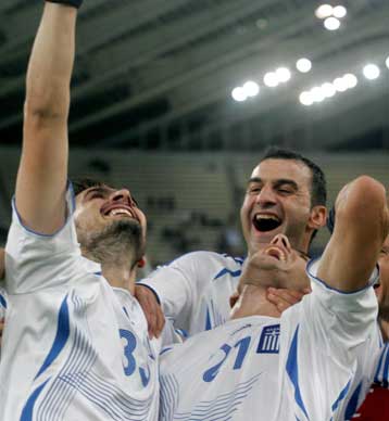 Να εξασφαλίσουν την πρόκριση μέσα στην Πόλη θέλουν πλέον οι διεθνείς μας