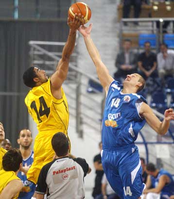 Διπρόσωπος Αρης νίκησε 76-71 τον Κολοσσό σε φιλικό στο «Αλεξάνδρειο»