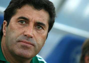 Μεγαλύτερες οι οικονομικές δυνατότητες του Ολυμπιακού, σύμφωνα με τον Πεσέιρο