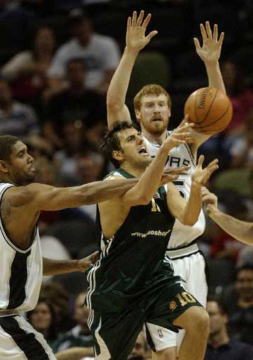 Σε Οδύσσεια εξελίσσεται η επιστροφή του Παναθηναϊκού από τις ΗΠΑ