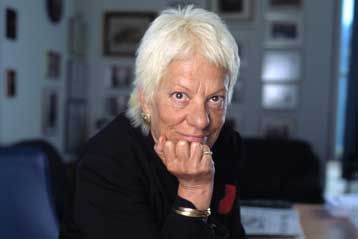 «Ανεπαρκής» παραμένει η συνεργασία της Σερβίας με τη Χάγη