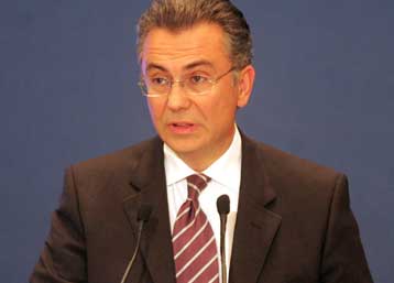 Μονόδρομος οι συγχωνεύσεις μεταξύ των 175 Ταμείων, διευκρινίζει ο Θ.Ρουσόπουλος