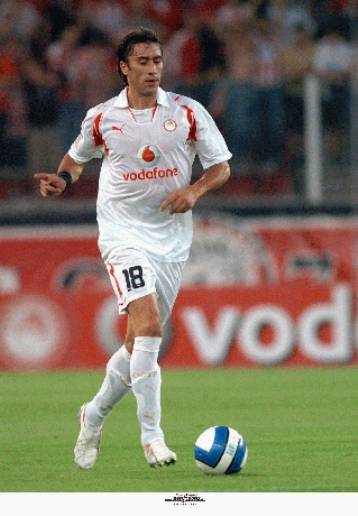 Η Λιόν φέρεται να προσφέρει 7 εκατ. ευρώ για την απόκτηση του Αντζα