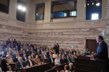 Ανησυχία στο Μέγαρο Μαξίμου προκαλούν οι «γκρίνιες» των βουλευτών της ΝΔ