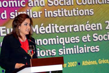 Στόχος μας η ευημερία για τους πολλούς, τονίζει η Ντόρα Μπακογιάννη