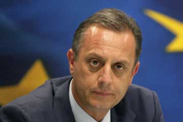 ΑΕΠ, ΦΠΑ και φορολογία στο πετρέλαιο, στο στόχαστρο της αντιπολίτευσης