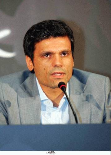 Ο τραυματισμός του Τσάμη και η απόδοση της ΑΕΚ προβληματίζουν τον Κορωνιό