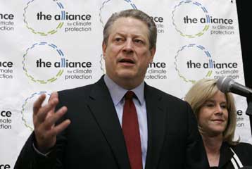 Αποκλείει υποψηφιότητά του για το Λευκό Οίκο ο Αλ Γκορ