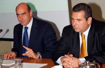 Δέσμη μέτρων ανακοίνωσε ο Γ.Βουλγαράκης για την πάταξη της παράνομης μετανάστευσης