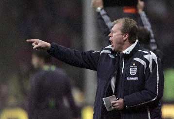 Οργή του προπονητή της Αγγλίας, ΜακΛάρεν για τη διαιτησία