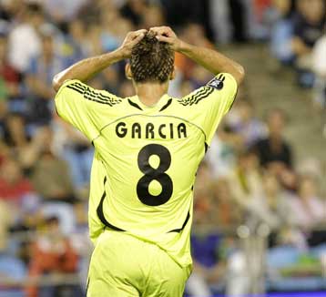 Ο Μπάγεβιτς διέγραψε τον Νάτσο Γκαρσία από τα πλάνα του για το ντέρμπι