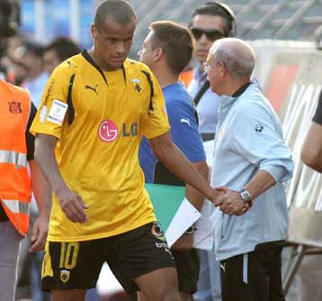 Οριστικά χωρίς Ριβάλντο η ΑΕΚ με τη Λάρισα