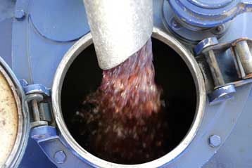 Έληξε η απεργία των ιδιοκτητών φορτηγών και βυτιοφόρων