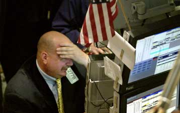Σημαντική πτώση στη Γουόλ Στριτ, απώλειες και στα ευρωπαϊκά χρηματιστήρια