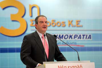 Αυστηρό μήνυμα Καραμανλή προς τους αντάρτες βουλευτές