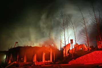 Σε κατάσταση έκτακτης ανάγκης λόγω πυρκαγιών η νότια Καλιφόρνια