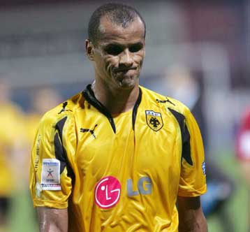 Χαμόγελα για Ριβάλντο και Γεωργέα, αγωνία για Ζήκο στην ΑΕΚ