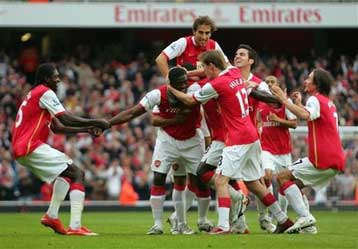 Επίδειξη δύναμης της Αρσεναλ με 7-0 επί της Σλάβια, η Σεβίλη 2-1 την Στεάουα