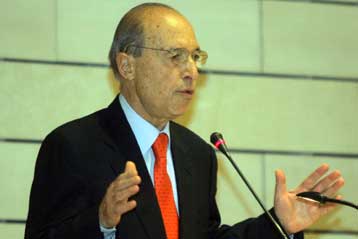 Ενστάσεις Σημίτη για την εκλογή προέδρου από φίλους και μέλη του ΠΑΣΟΚ