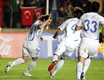 Η νίκη στη Κωνσταντινούπολη έφερε την εθνική στη 14η θέση της FIFA