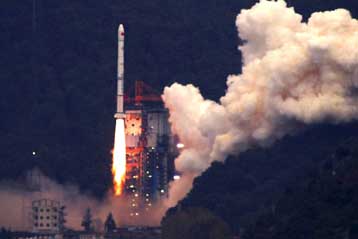 Πρώτη αποστολή της Κίνας στη Σελήνη