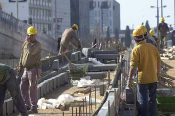 Στο 20% του ΑΕΠ αντιστοιχεί η αδήλωτη εργασία στην Ελλάδα