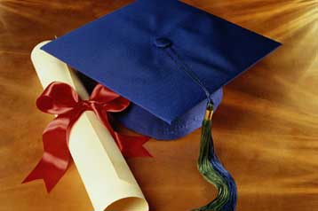 Σε αναγνώριση των πτυχίων των ιδιωτικών κολεγίων προχωρά η κυβέρνηση