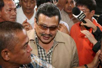 Με απονομή χάριτος ο Τζόζεφ Εστράντα γλιτώνει την ισόβια κάθειρξη για διαφθορά