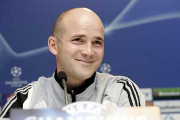 Παρελθόν από την τεχνική ηγεσία της Ρόζενμποργκ ο Τόρουμ