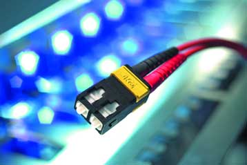 Η Wind επεκτείνεται στη σταθερή τηλεφωνία και το ευρυζωνικό Διαδίκτυο