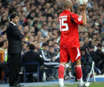 Το επόμενο ματς με τη Ρεάλ κοιτάζει πλέον ο Λεμονής, πρόβλημα με Λεντέσμα