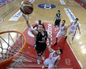 Ο Τομάσεβιτς αντί του Βούγιανιτς στο ρόστερ του Παναθηναϊκού για τη Euroleague