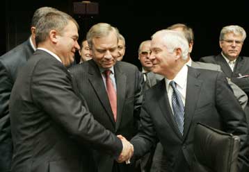 Ρωσία και ΝΑΤΟ δεν κατέγραψαν πρόοδο στο θέμα της αντιπυραυλικής ασπίδας