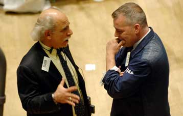 Νευρικότητα στη Γουόλ Στριτ, θετικό κλίμα στα ευρωπαϊκά χρηματιστήρια την Πέμπτη