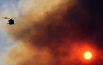 Στους 12 οι νεκροί από τις πυρκαγιές στη νότια Καλιφόρνια