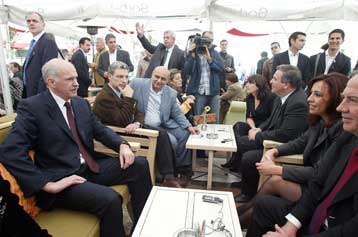 «Όχι στο μικρό και κατακερματισμένο ΠΑΣΟΚ» τόνισε ο Γ.Παπανδρέου