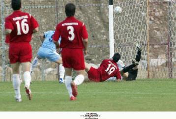 Η Καλλιθέα πήρε το ντέρμπι κορυφής με 2-0 επί του Εθνικού Αστέρα