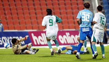 Πρώτη νίκη του Ηρακλή και παράταση ζωής για τον Γιοβάνοβιτς