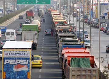 Νέα προβλήματα στην κίνηση των οχημάτων στην Αθηνών-Λαμίας