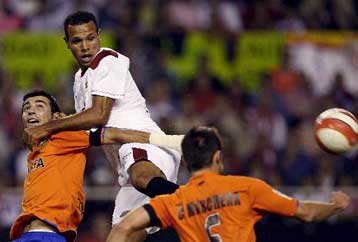 Τέλος ο Φλόρες από τη τεχνική ηγεσία της Βαλένθια