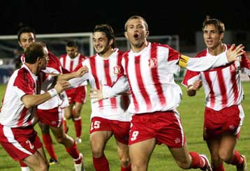 Στο κόλπο της ανόδου ο Πανσερραϊκός μετά το 1-0 επί του Πιερικού που έχει παράπονα