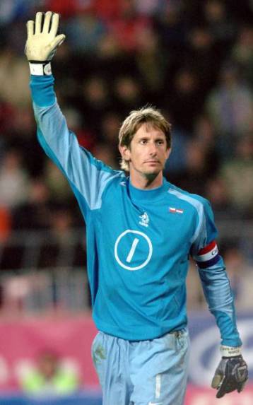 Ο Φαν ντερ Σάαρ αποχαιρετά την εθνική Ολλανδίας και ο Σταμ την ενεργό δράση