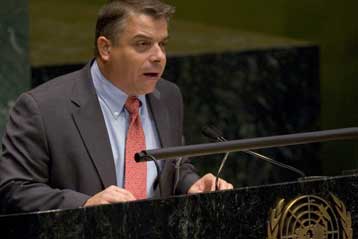 Υπέρ της λήξης του αμερικανικού εμπάργκο προς την Κούβα η Γενική Συνέλευση του ΟΗΕ