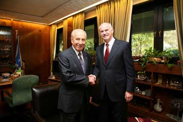 Ελπιδοφόρα συμφωνία για το Μεσανατολικό υπό την αιγίδα της Σοσιαλιστικής Διεθνούς