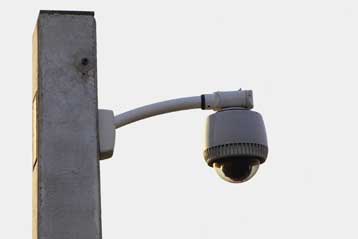 «Πράσινο φως» για τη χρήση των καμερών κατά τη διάρκεια συγκεντρώσεων