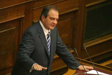 Την «ώρα του πρωθυπουργού» εγκαινιάζει την Παρασκευή ο Κώστας Καραμανλής