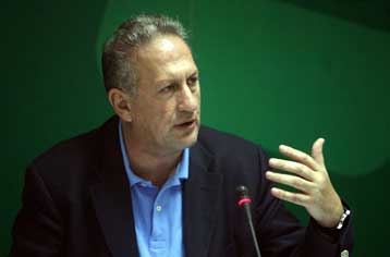 Ας μην ψάχνουμε αποδιοπομπαίους τράγους για την ήττα, είπε ο Κ.Σκανδαλίδης