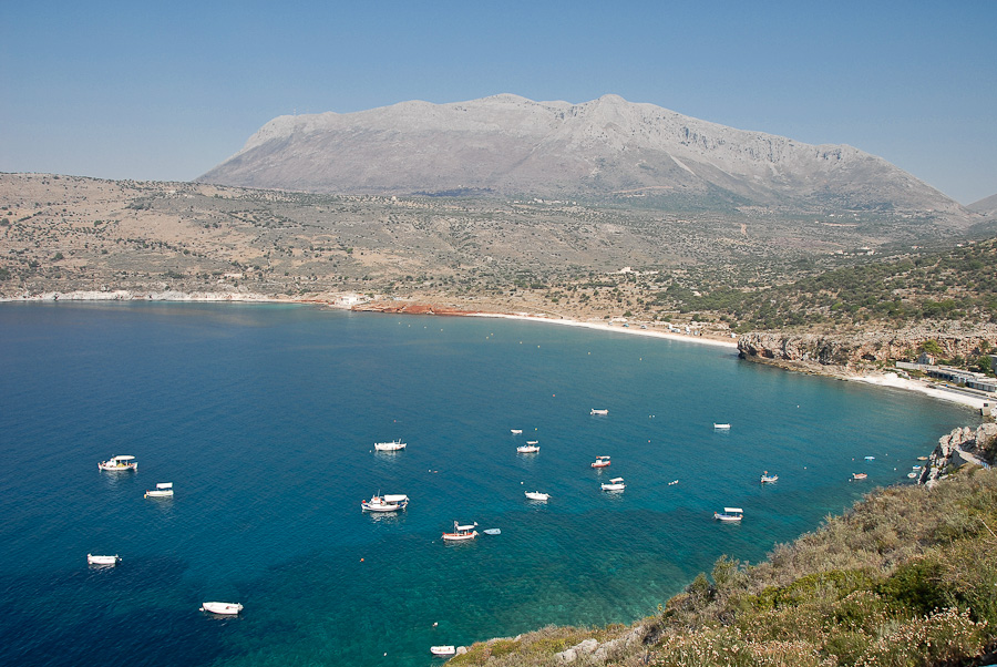 Σπήλαια Διρού, μαγευτικό ταξίδι στο χώρο και στο χρόνο