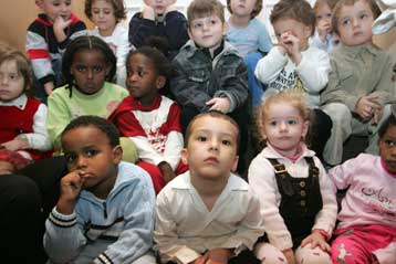 Μείωση 25% στους θανάτους παιδιών ανακοίνωσε η UNICEF