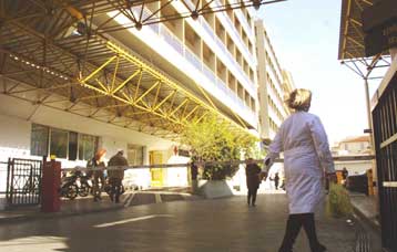 Έξι μήνες στην ουρά για εγχείρηση καρδιάς στον «Ευαγγελισμό»